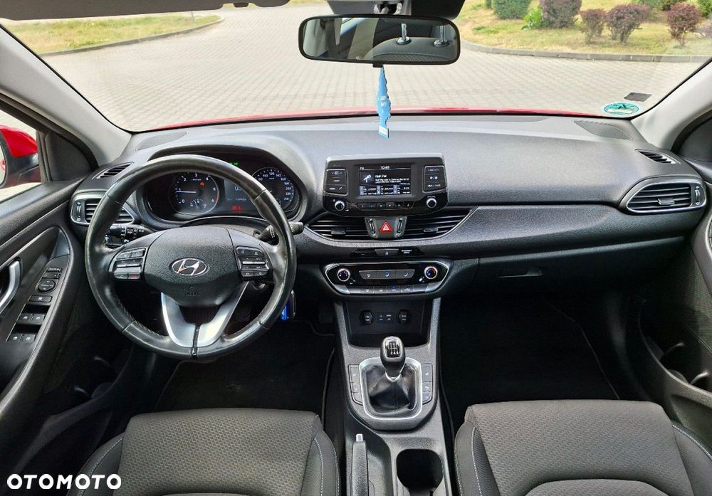 Hyundai i30 - 23