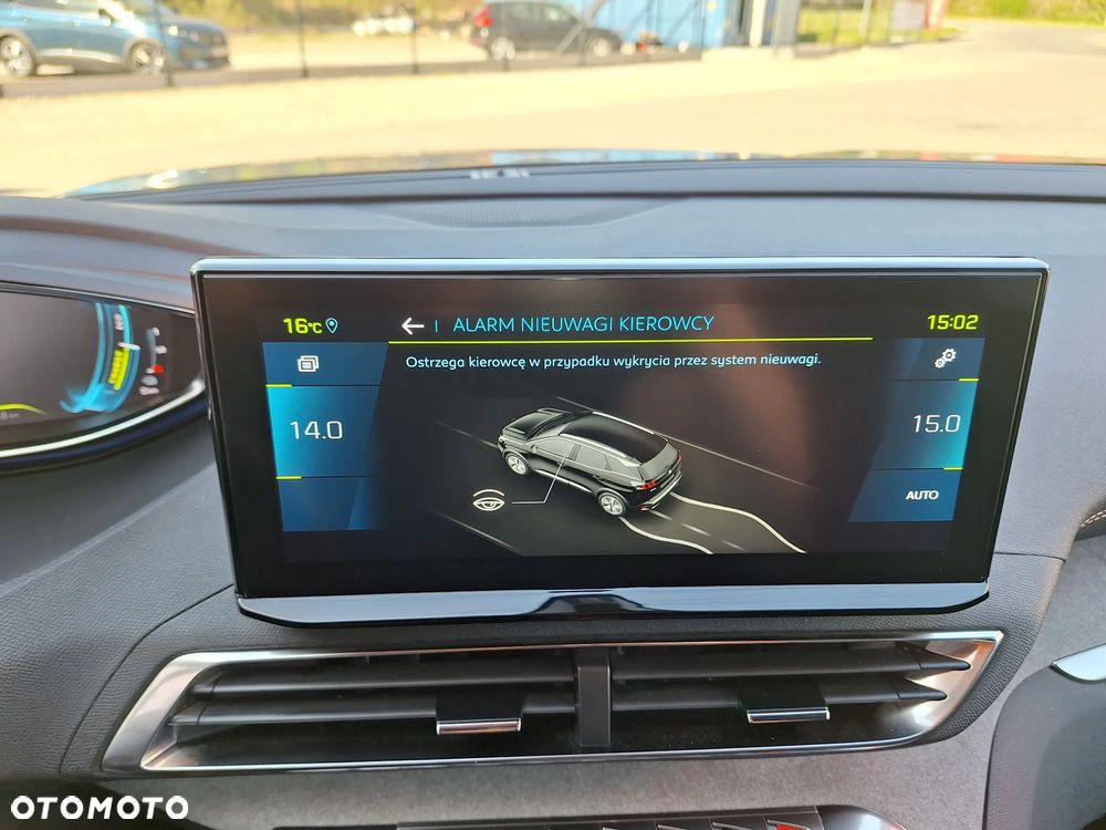 Peugeot 3008 225 e-EAT8 GT - 22