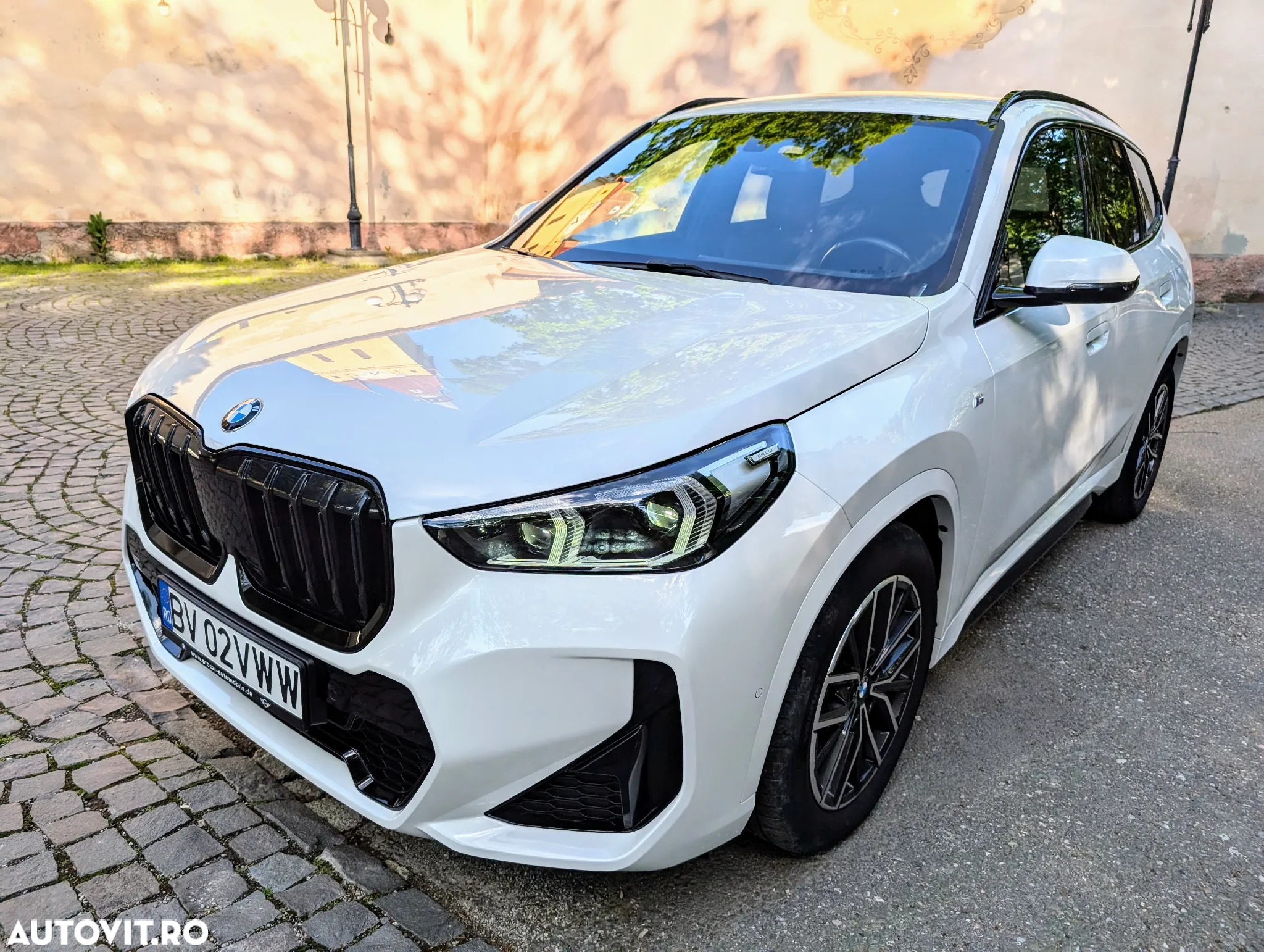 BMW X1 sDrive18i AT - 10