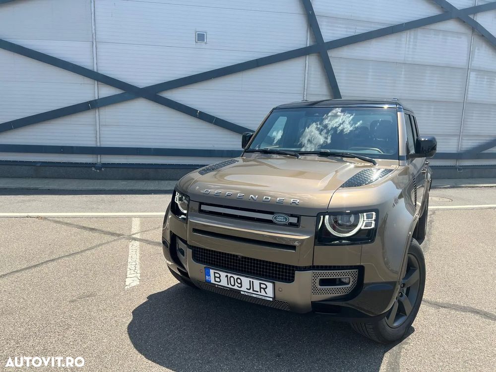 Second hand Land Rover Defender - 95 200 EUR6 000 km - Autovit