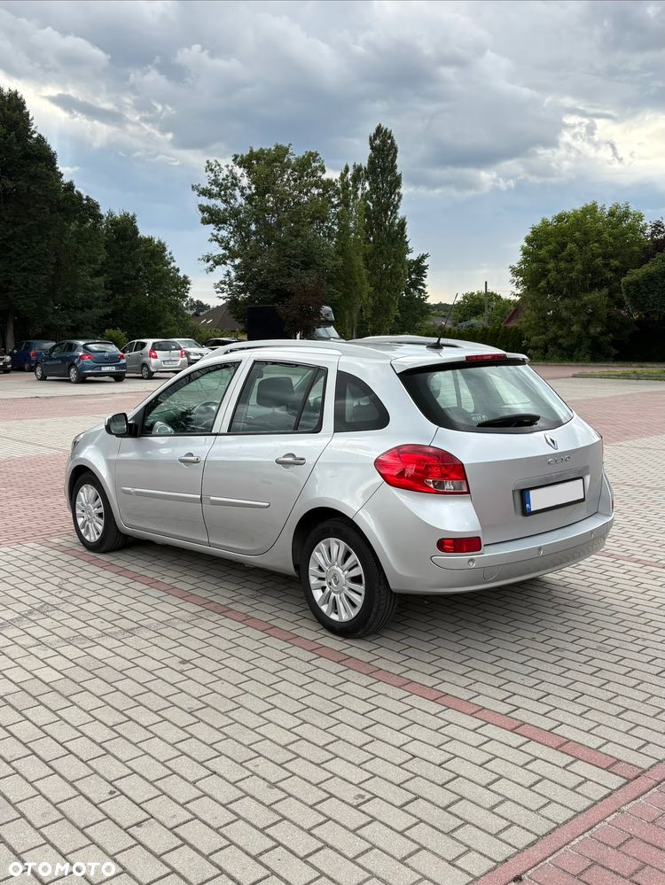Renault Clio 1.2 TCE Authentique - 9