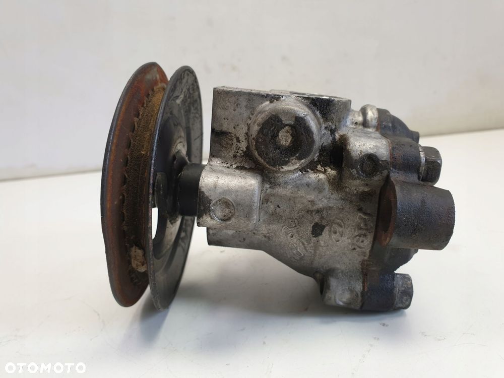 POMPA WSPOMAGANIA Hyundai Getz 1.6 16V - 3