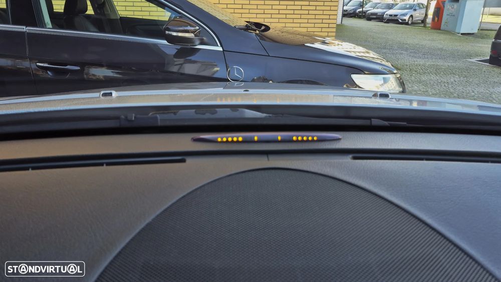 Mercedes-Benz E 220 CDI Auto Avantgarde - 24