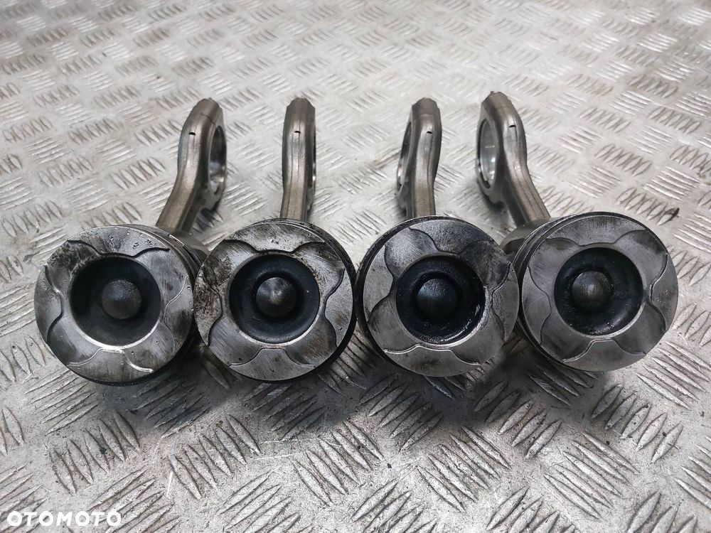 TŁOK + KORBOWÓD PEUGEOT 407 I 1.6 HDI 9HZ - 7