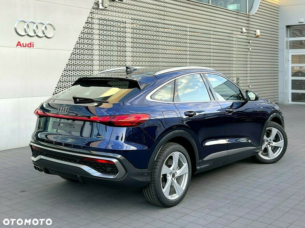 Audi Q5 Sportback - 34