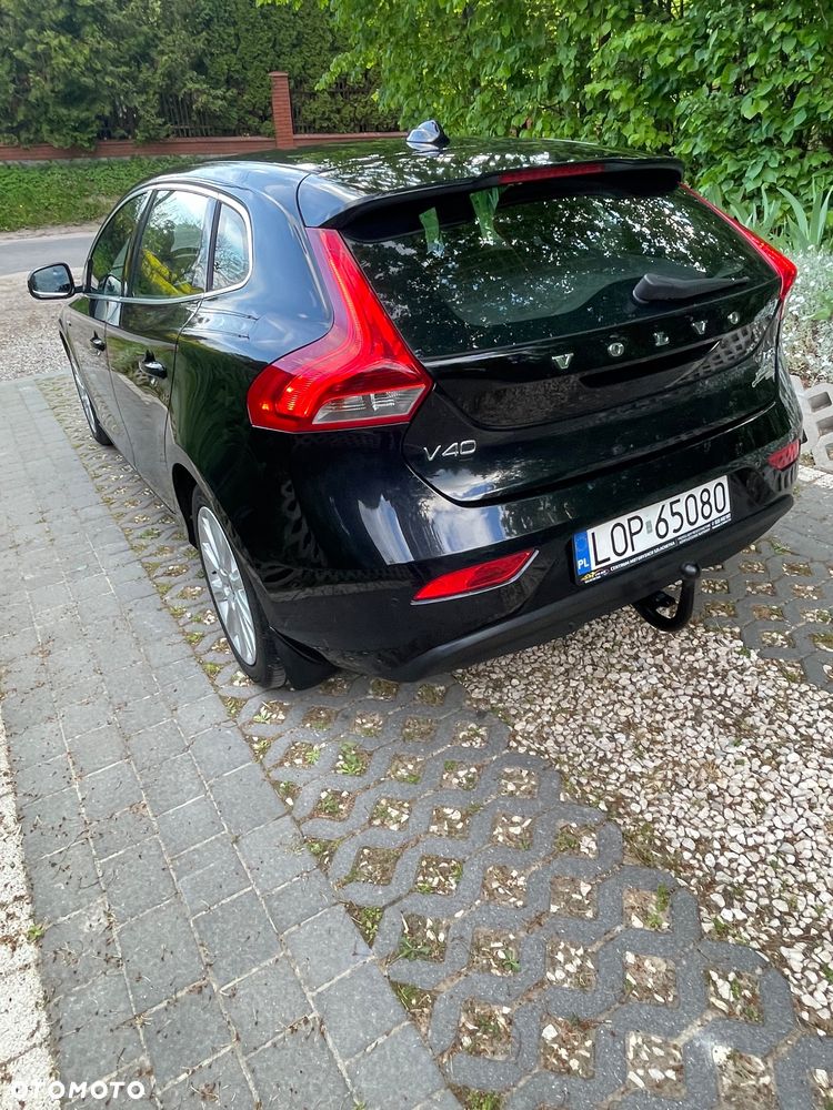 Volvo V40 - 2