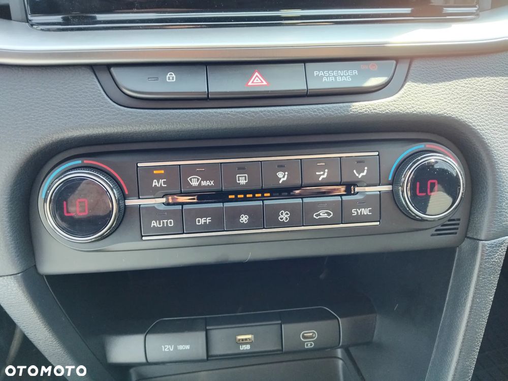 Kia XCeed 1.5 T-GDI M DCT - 18