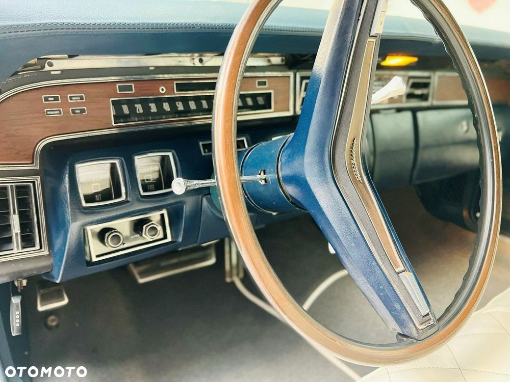 Lincoln Continental - 26