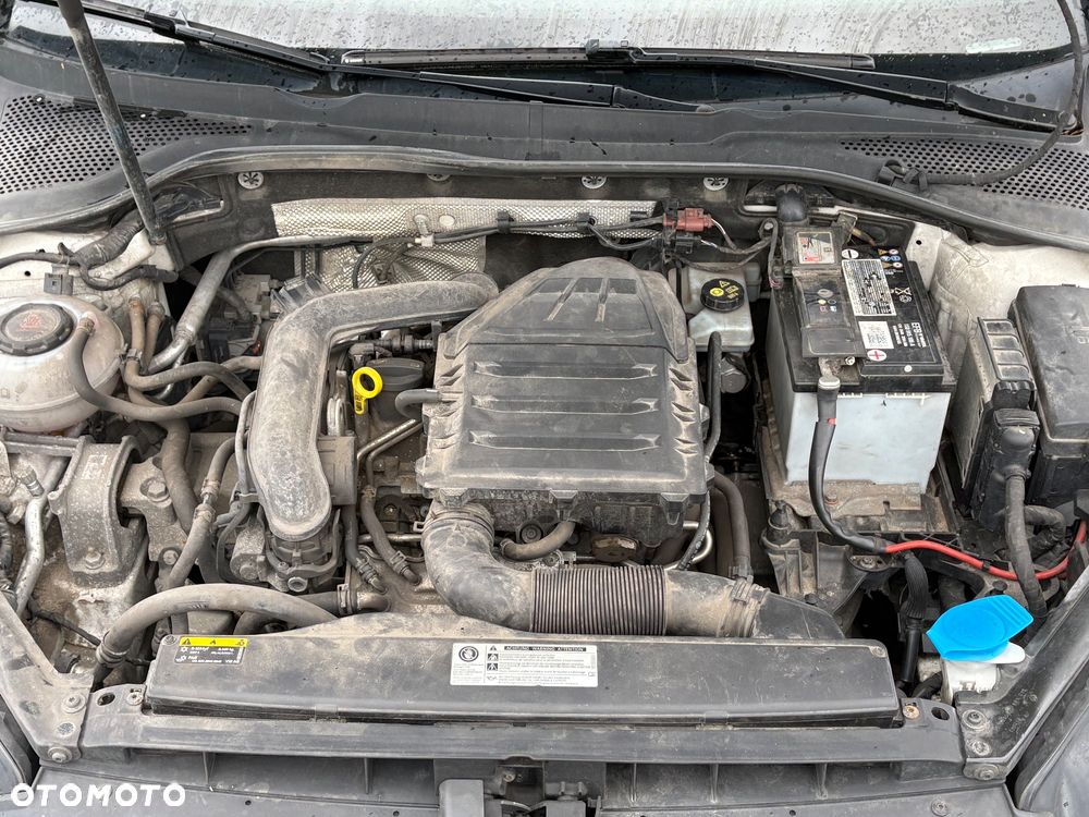 Volkswagen Golf 1.0 TSI BMT Trendline DSG - 7