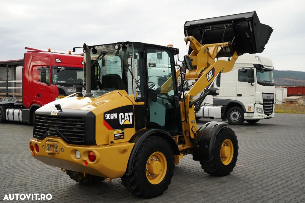 Cat 906M / ÎNCĂRCĂTOR PE ROȚI / 2019 / CUPĂ CU FALCI / - 5