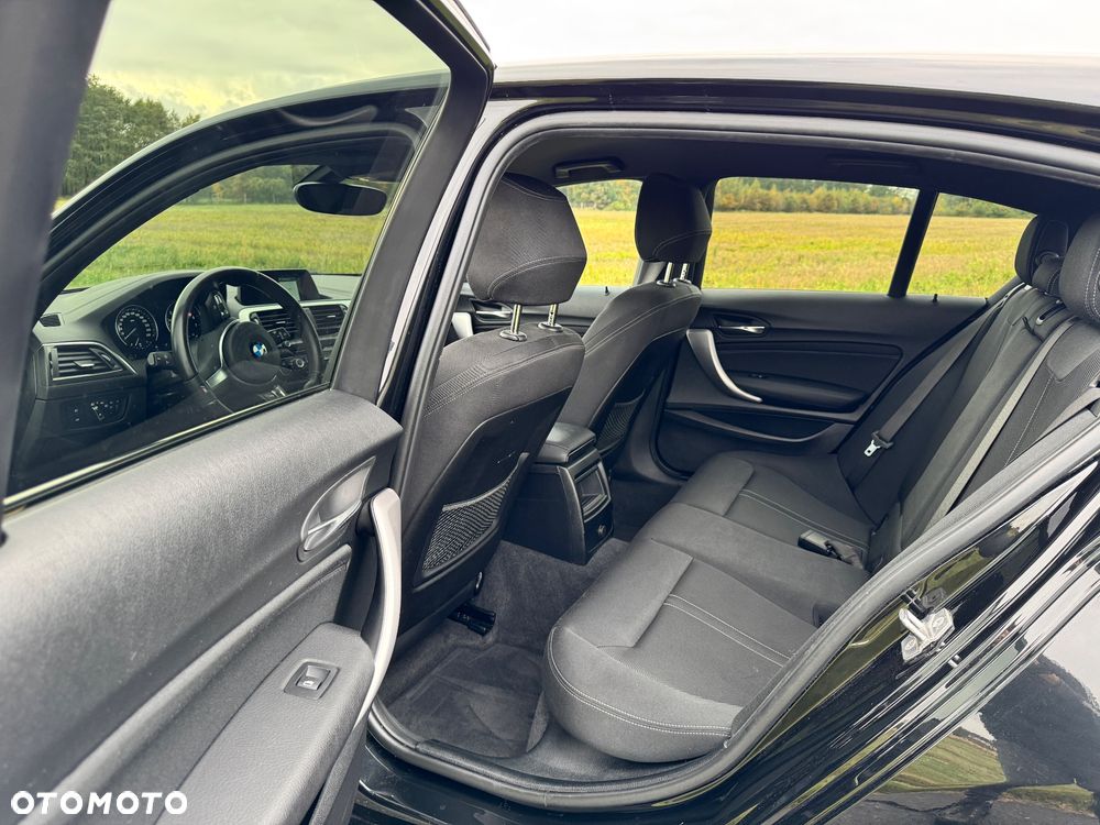 BMW Seria 1 118i M Sport Shadow - 24