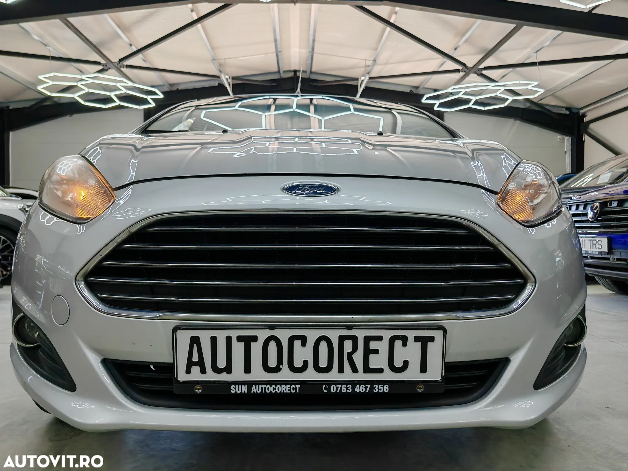 Ford Fiesta 1.0 Trend - 27
