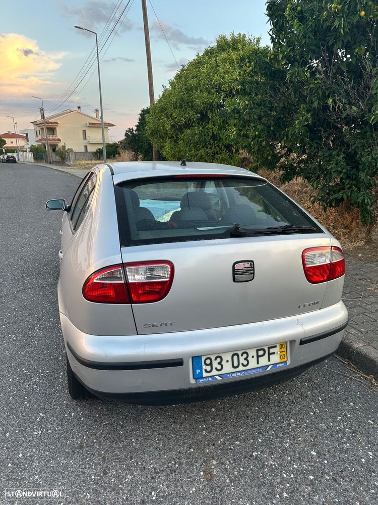 SEAT Leon 1.6 Signo - 8