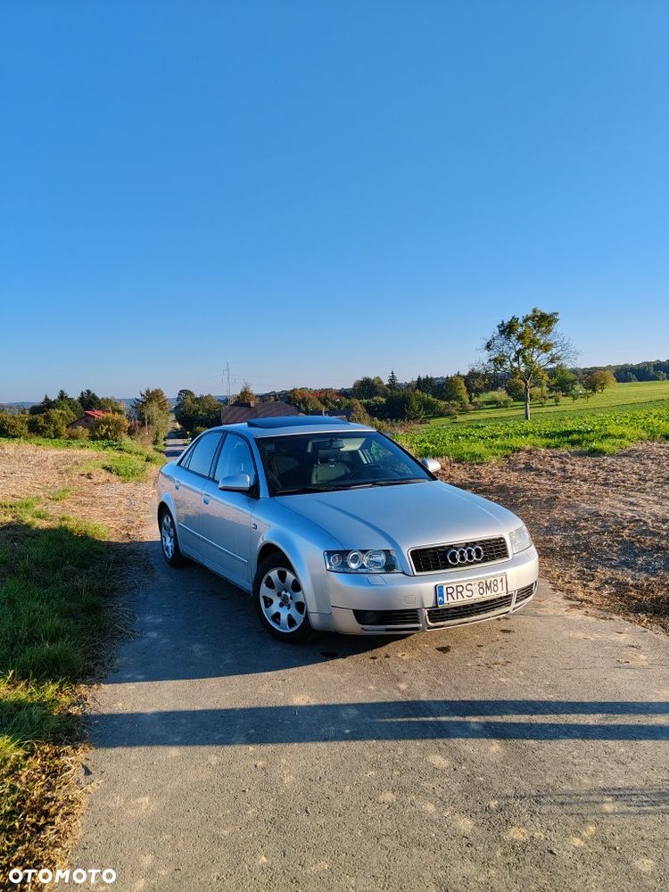 Audi A4 Limousine