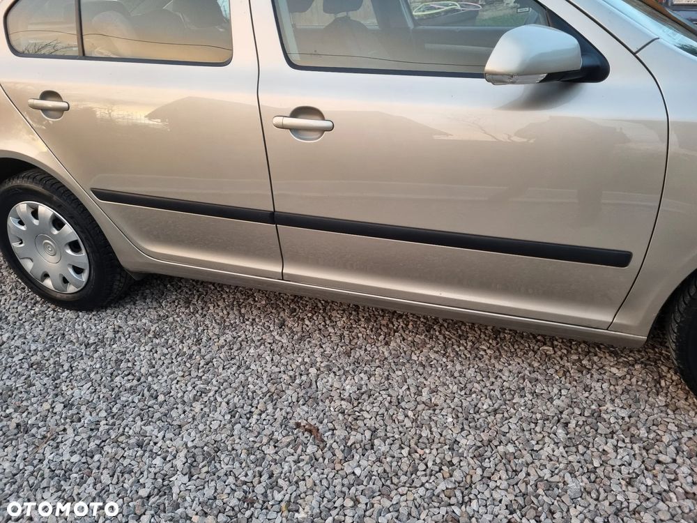 Skoda Octavia 1.9 TDI DPF Ambiente - 4