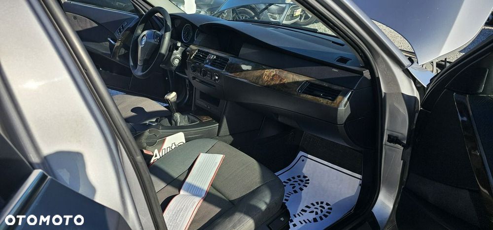 BMW Seria 5 - 16