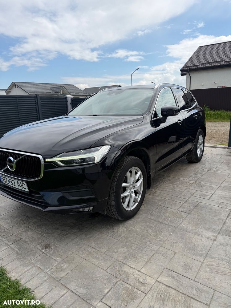 Volvo XC 60 T5 AWD Momentum - 2
