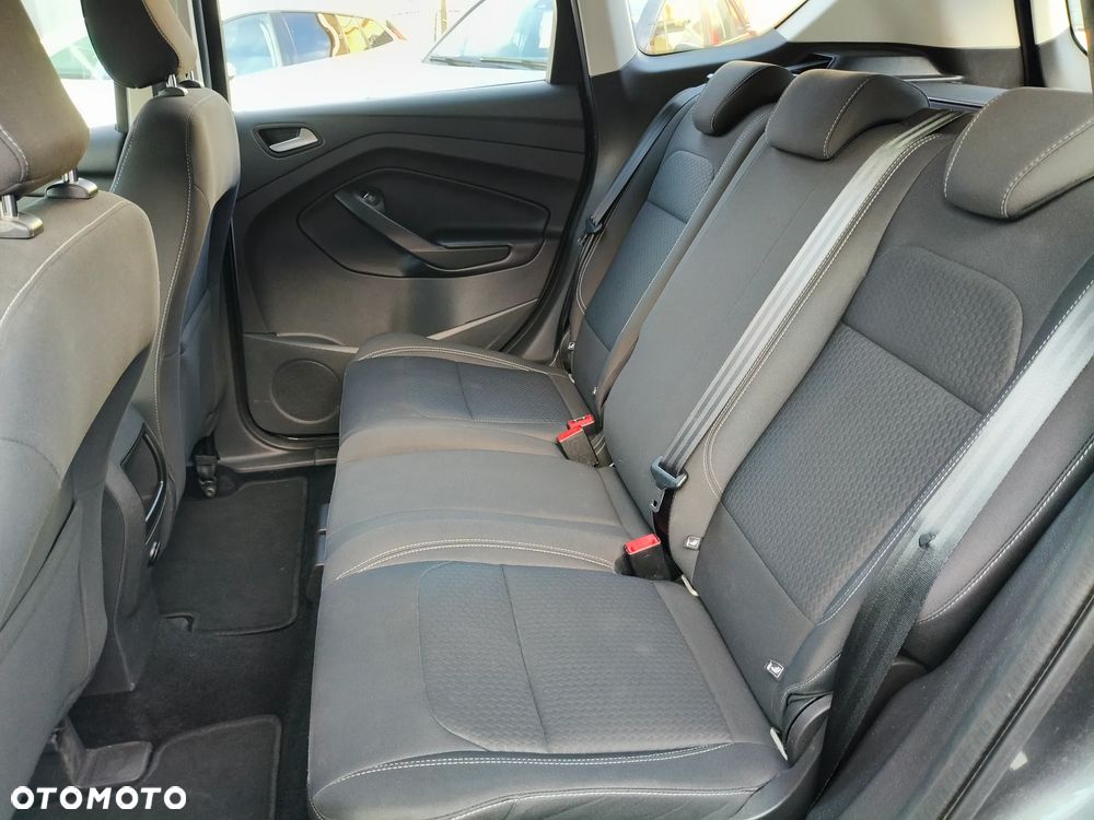 Ford Kuga - 29