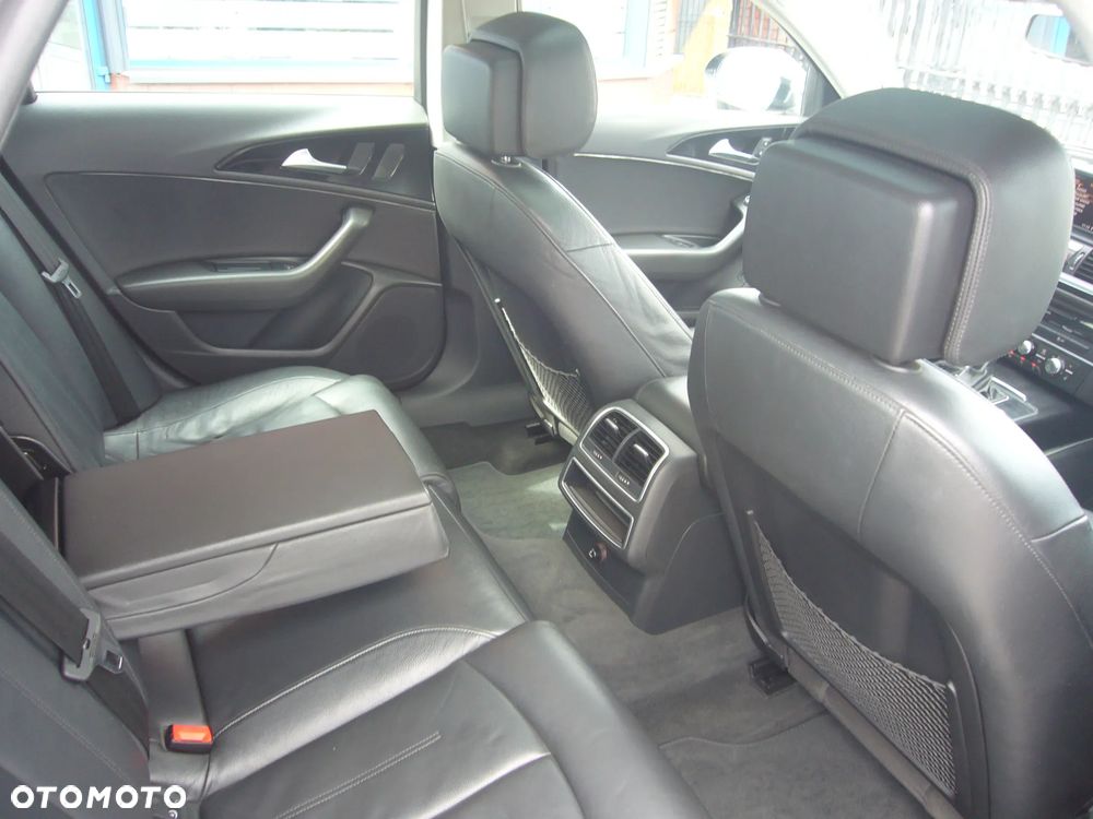 Audi A6 Avant - 16