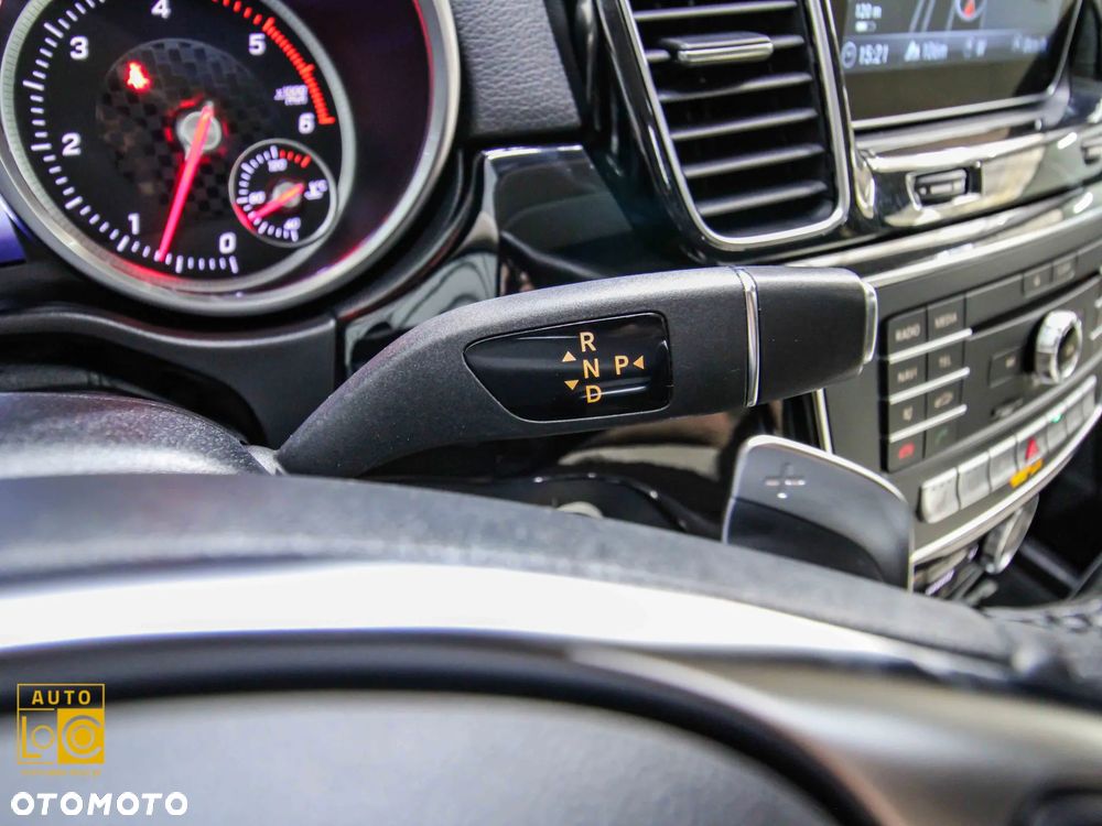 Mercedes-Benz GLE 350 d 4-Matic - 29
