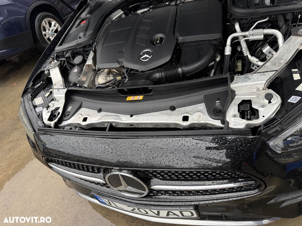 Mercedes-Benz E 220 d T 9G-TRONIC AMG Line - 14