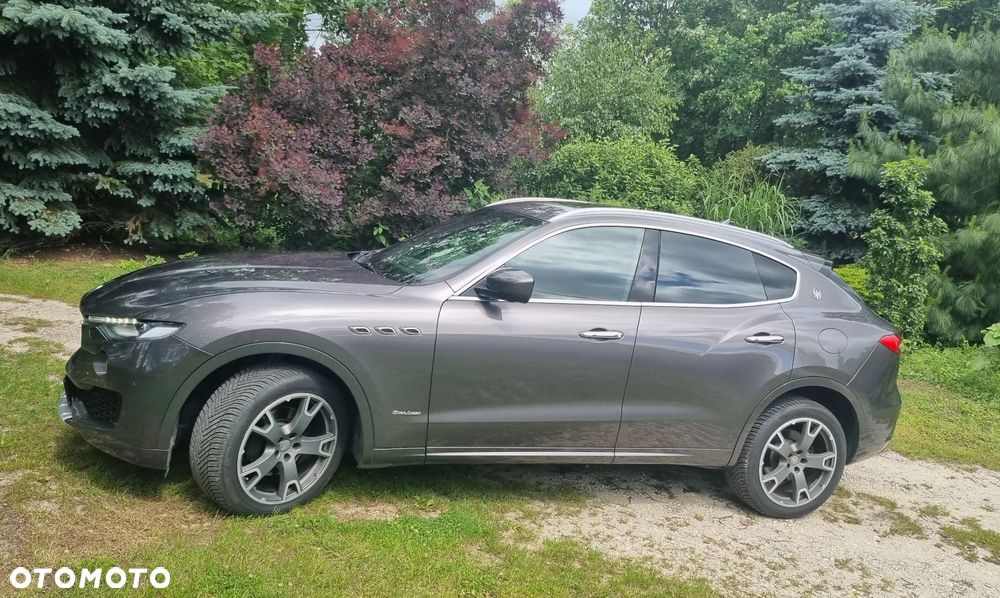 Maserati Levante Q4 GranLusso - 6