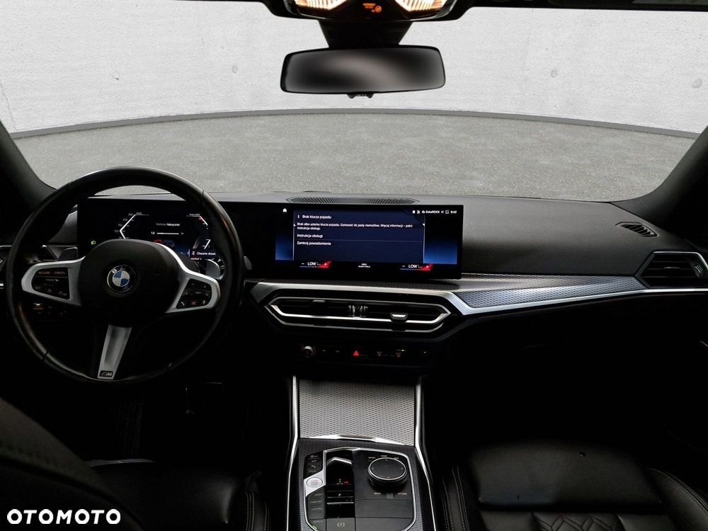 BMW Seria 3 320i xDrive M Sport - 9