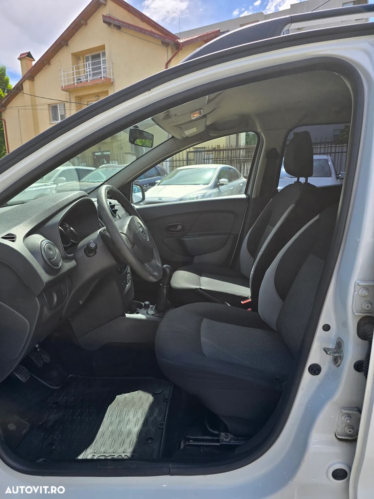 Dacia Logan 1.2 Ambiance - 9