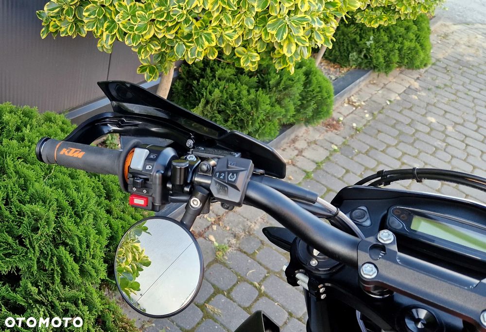 KTM SMC - 12