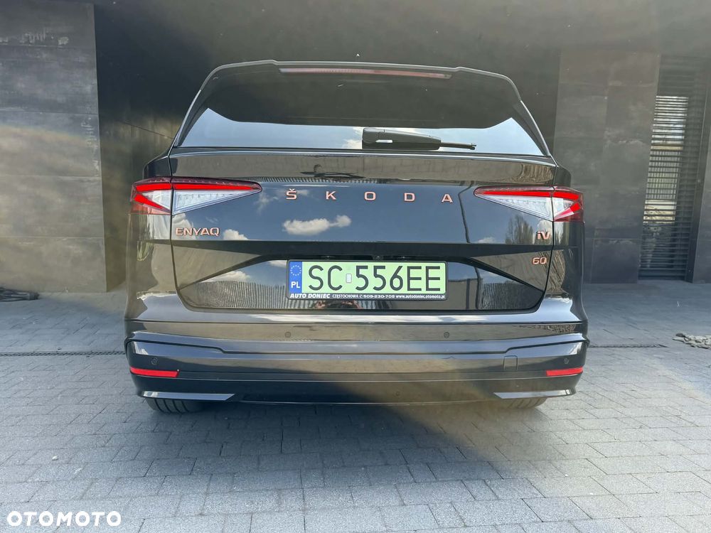 Skoda Enyaq 60 62kWh Founders - 6