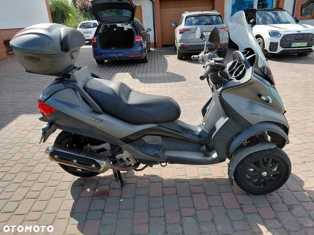 Piaggio MP-3 - 6