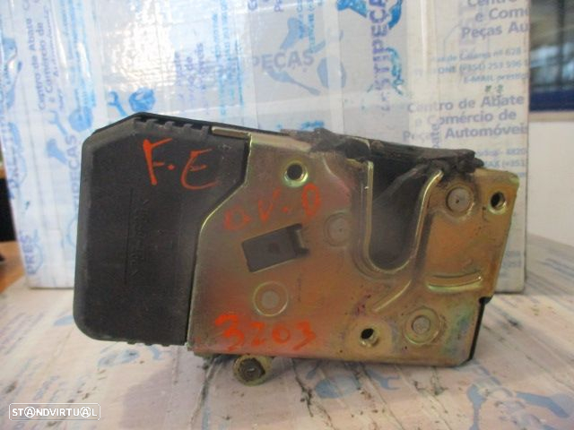 Fecho 90585021 OPEL VECTRA B 1998 1.6I 16V 100CV 4P CINZA FE 8 PINOS - 4