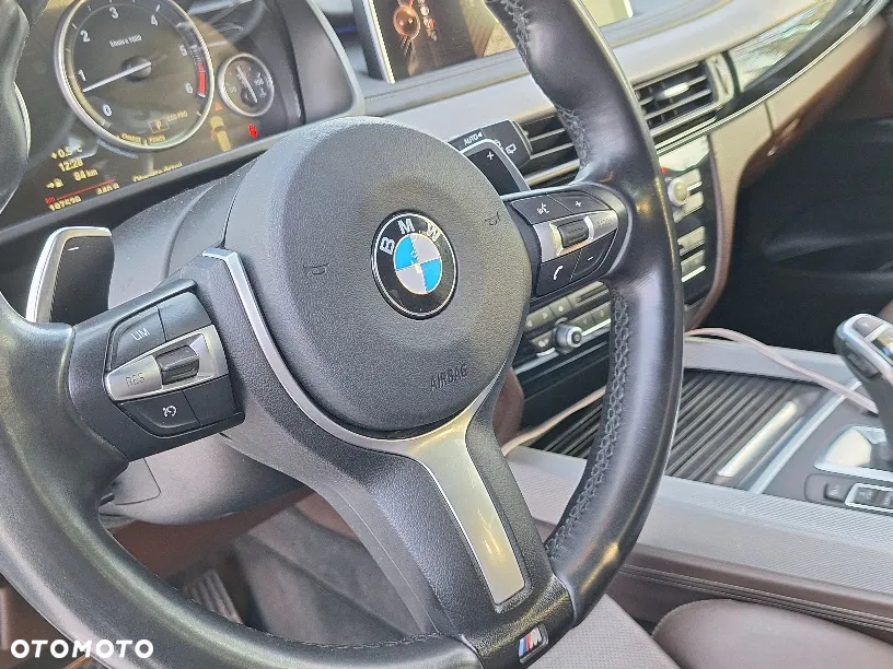 BMW X5 M M50d - 32