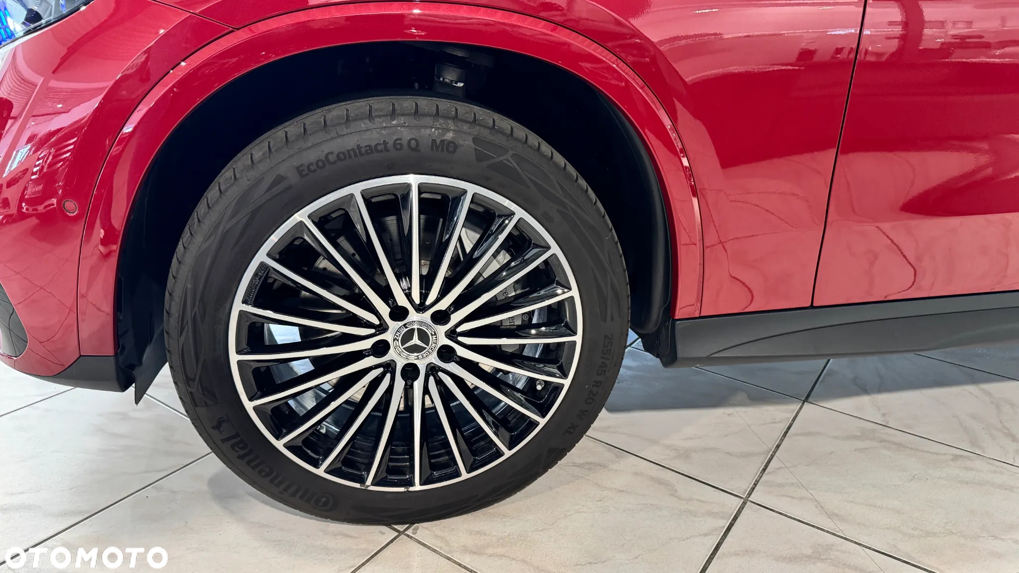 Mercedes-Benz GLC 300 e 4-Matic AMG Line - 7