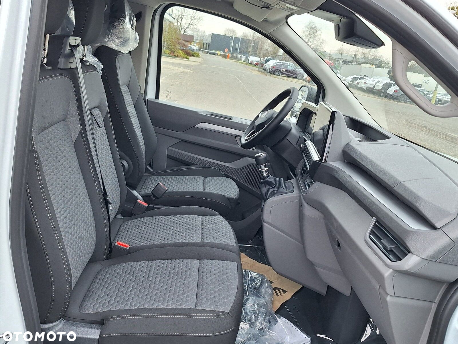 Volkswagen Transporter Furgon, 2,0TDI 150KM, 6-bieg.manualna, r.o :3500 mm - 23