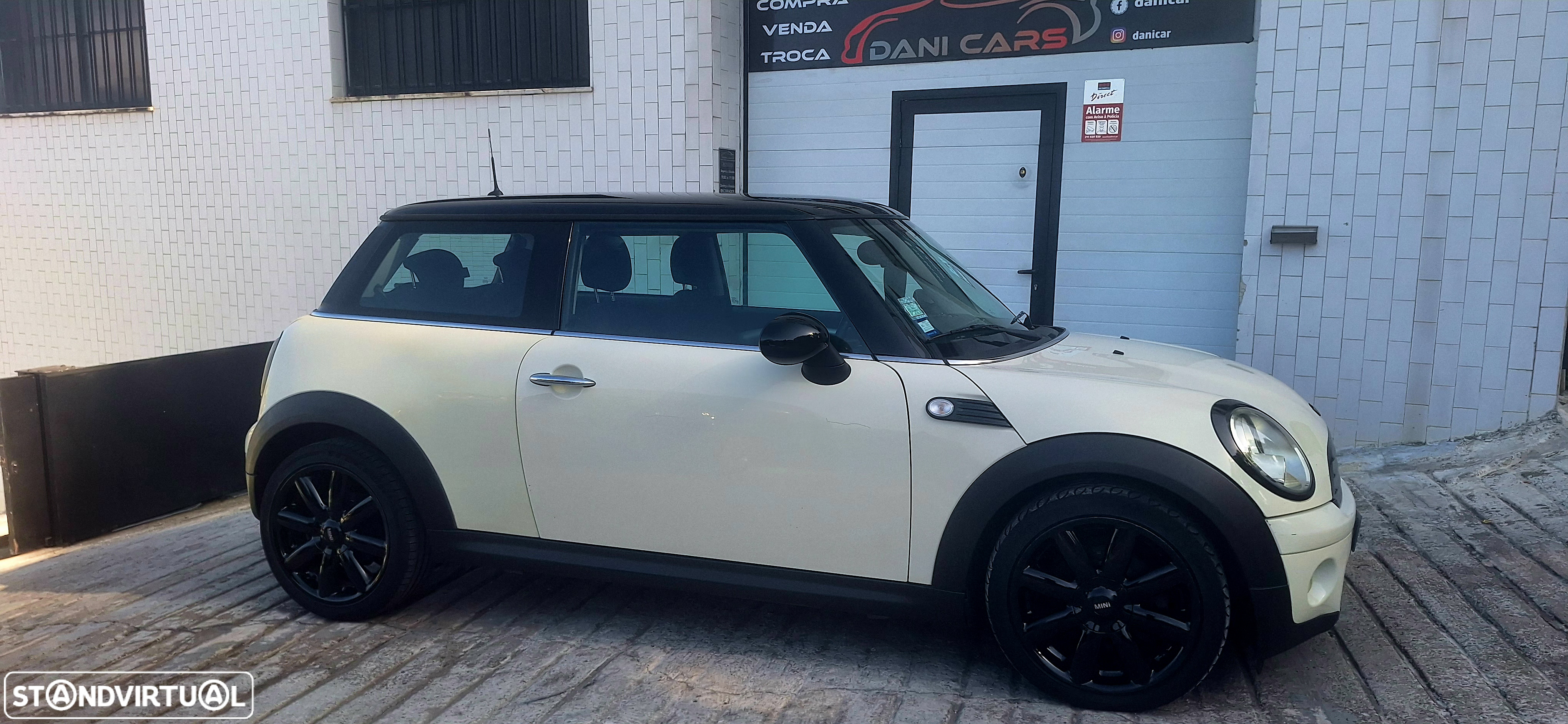 MINI 3 Portas Cooper D - 8
