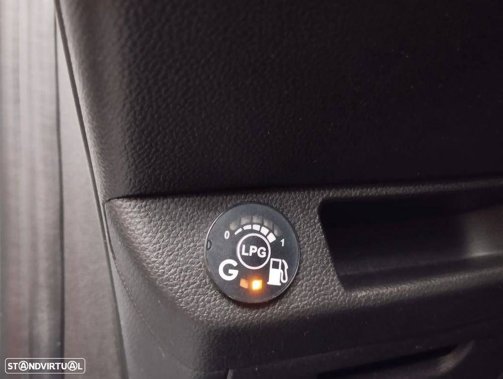 Renault Clio 1.0 TCe Intens Bi-Fuel - 17