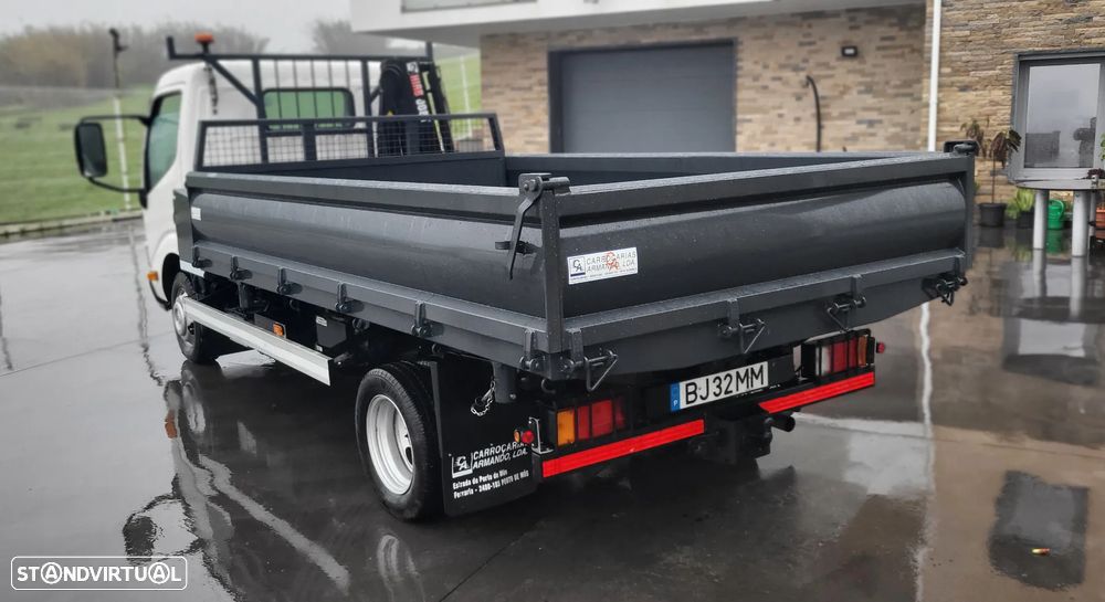 Toyota DYNA Grua e Báscula - 18