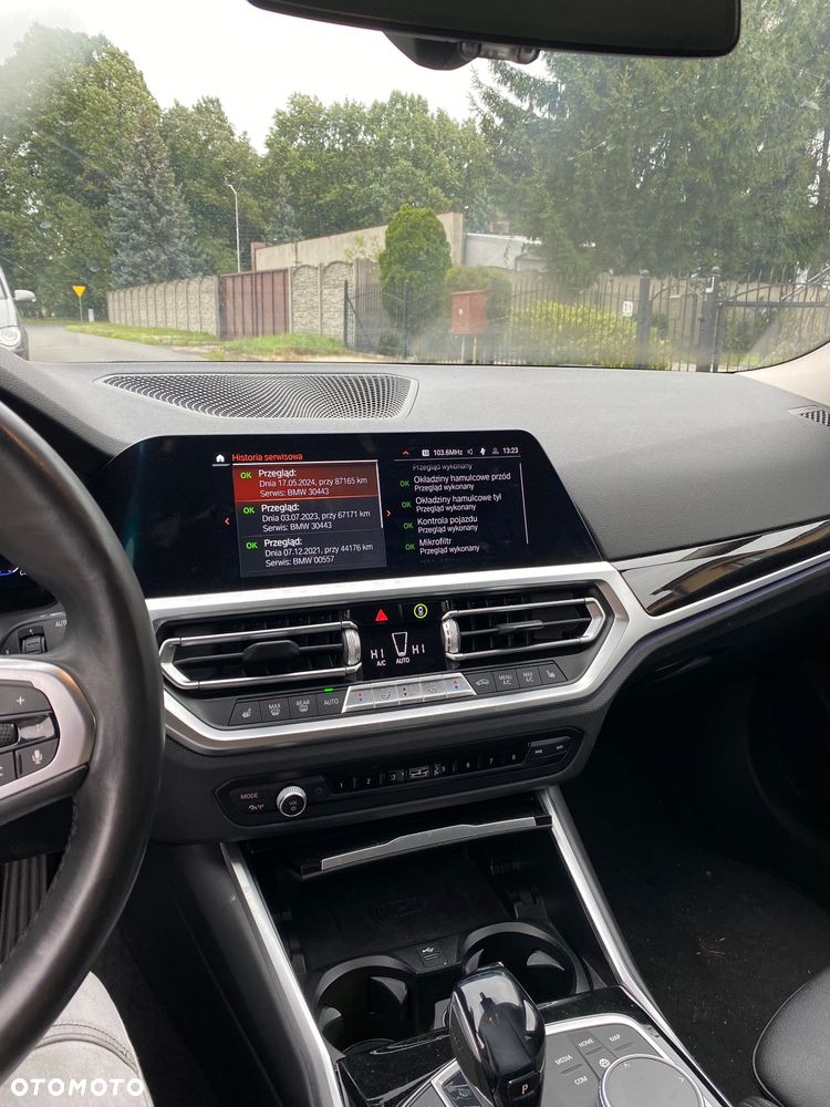BMW Seria 3 320d Advantage sport - 11