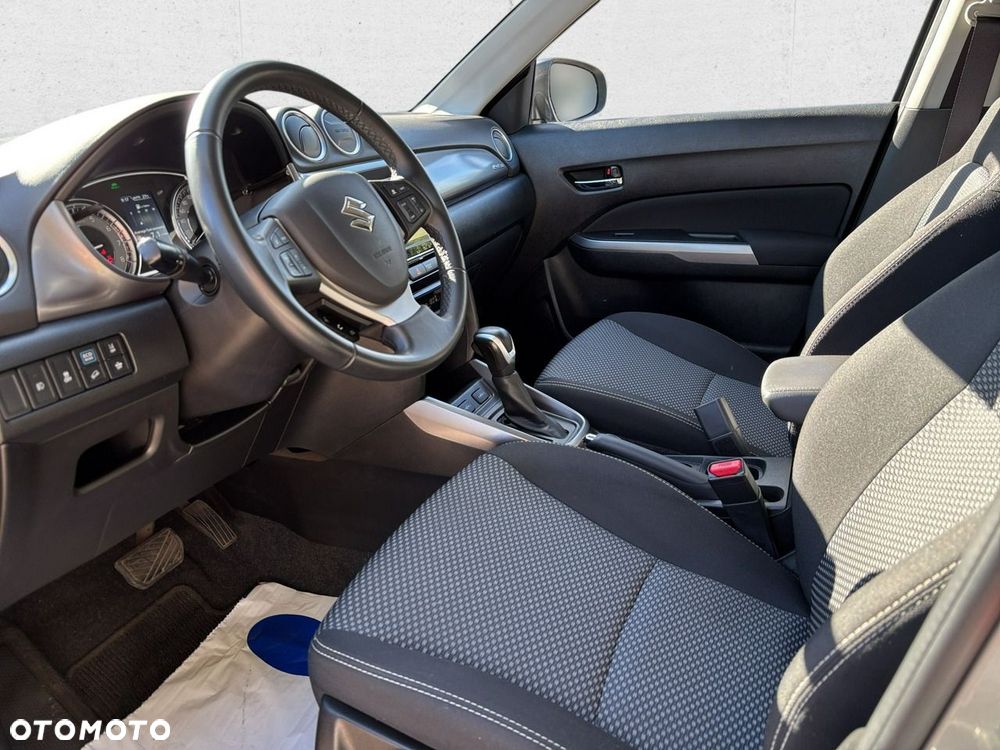 Suzuki Vitara - 12