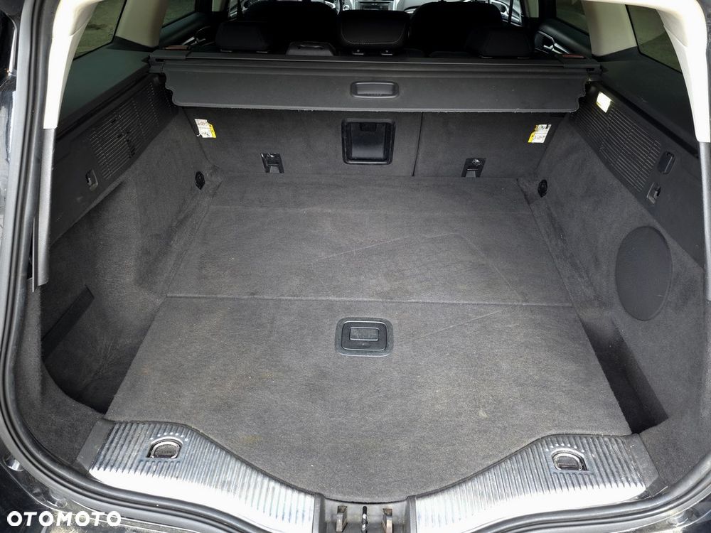 Ford Mondeo 2.0 TDCi Titanium - 36