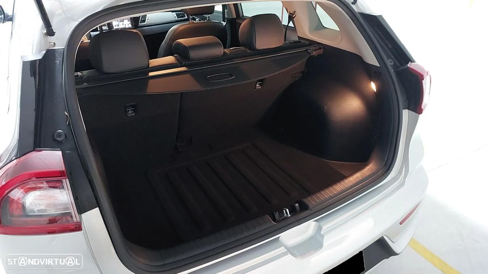 Kia Niro 1.6 GDi HEV - 14