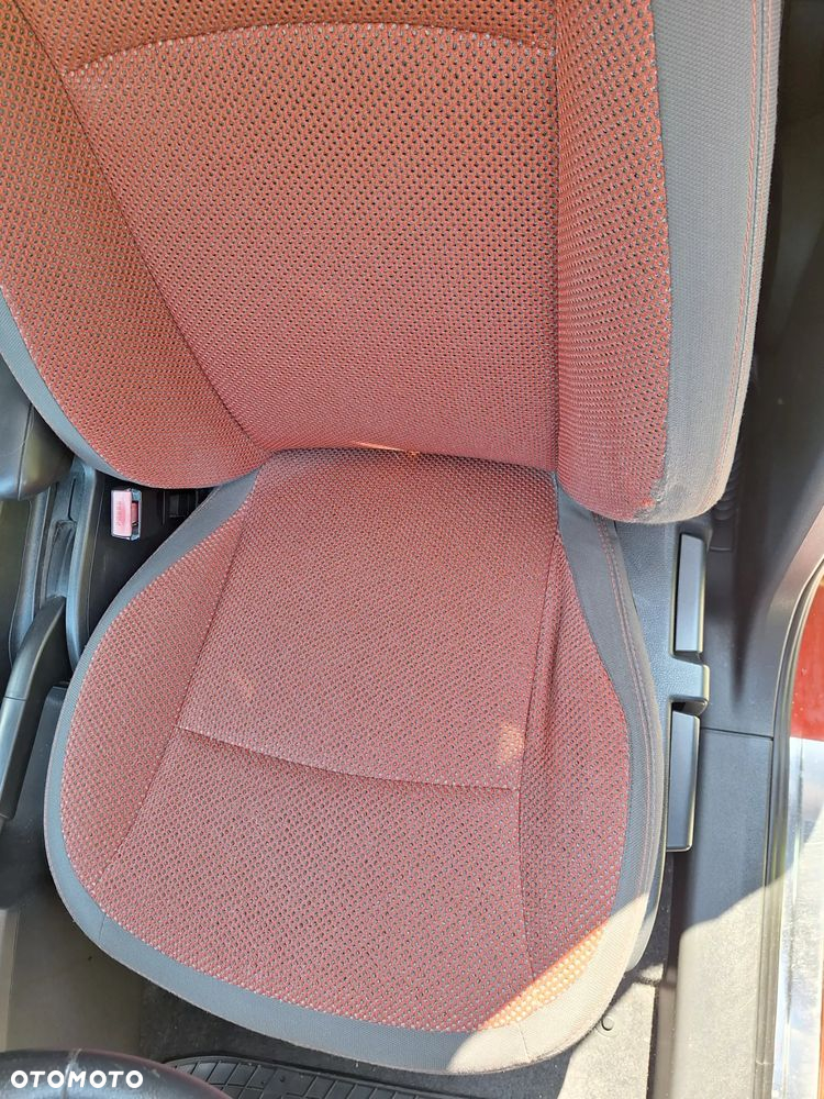 Nissan Qashqai - 28