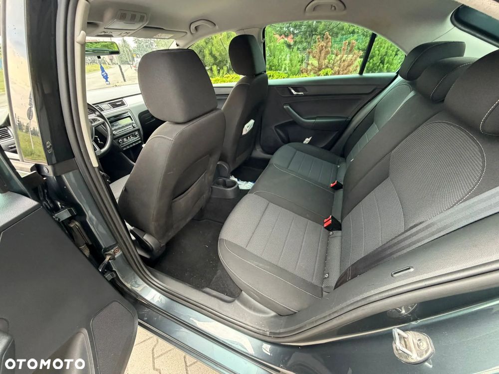 Skoda RAPID Spb 1.6 TDI DPF Elegance Max - 14