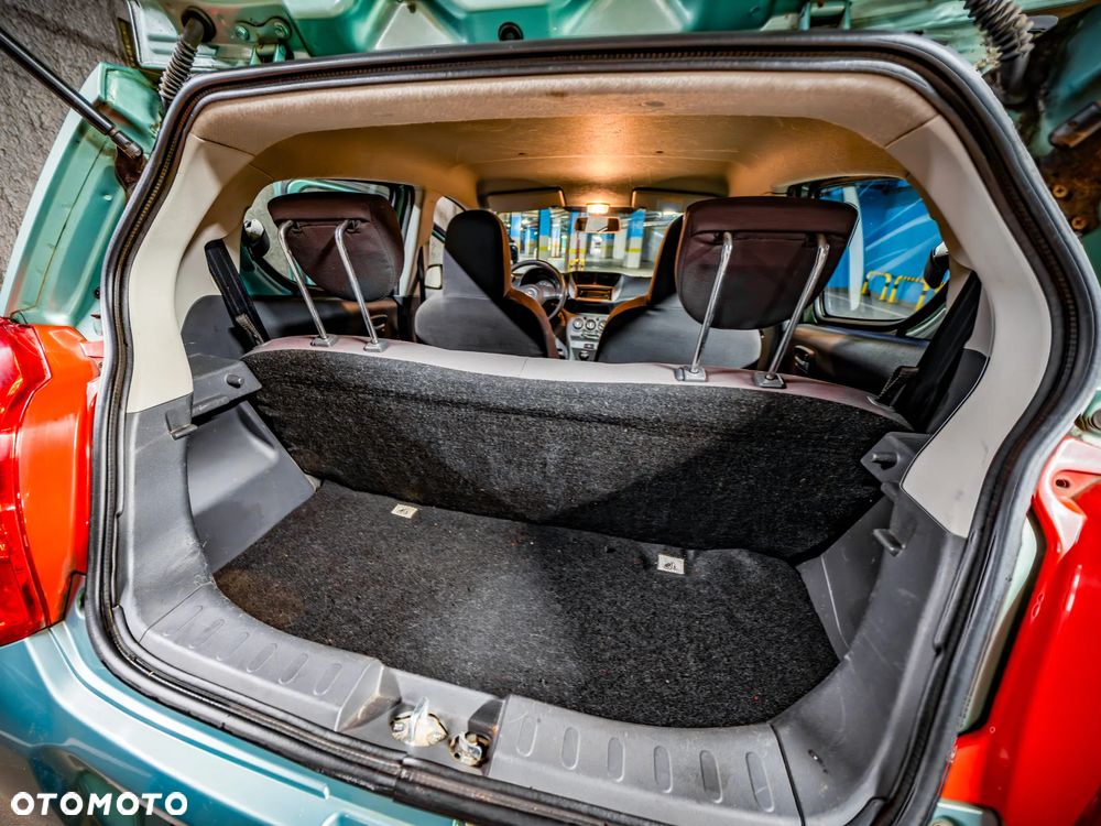 Suzuki Alto 1.0 Club City - 11