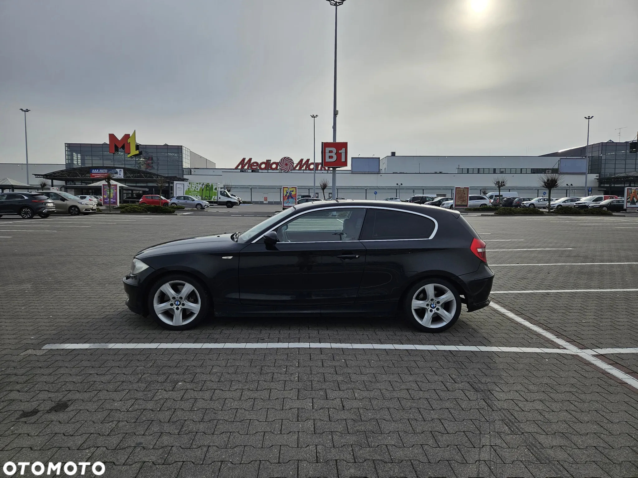 BMW Seria 1 123d - 6