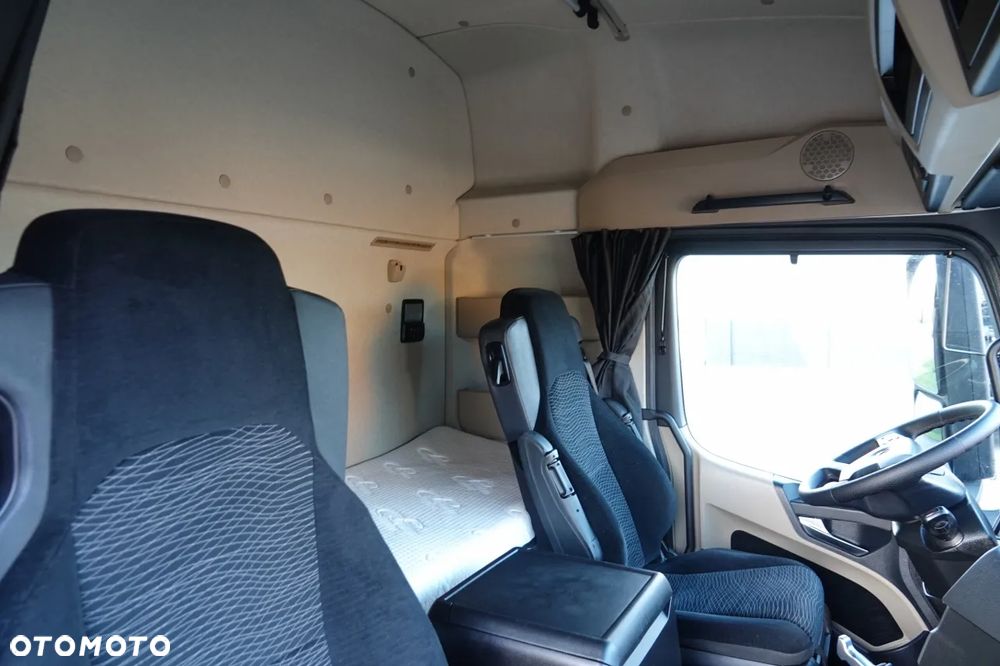 Mercedes-Benz ACTROS 1843 / PEŁNY ADR / ALUFELGI / EURO 6 / - 30