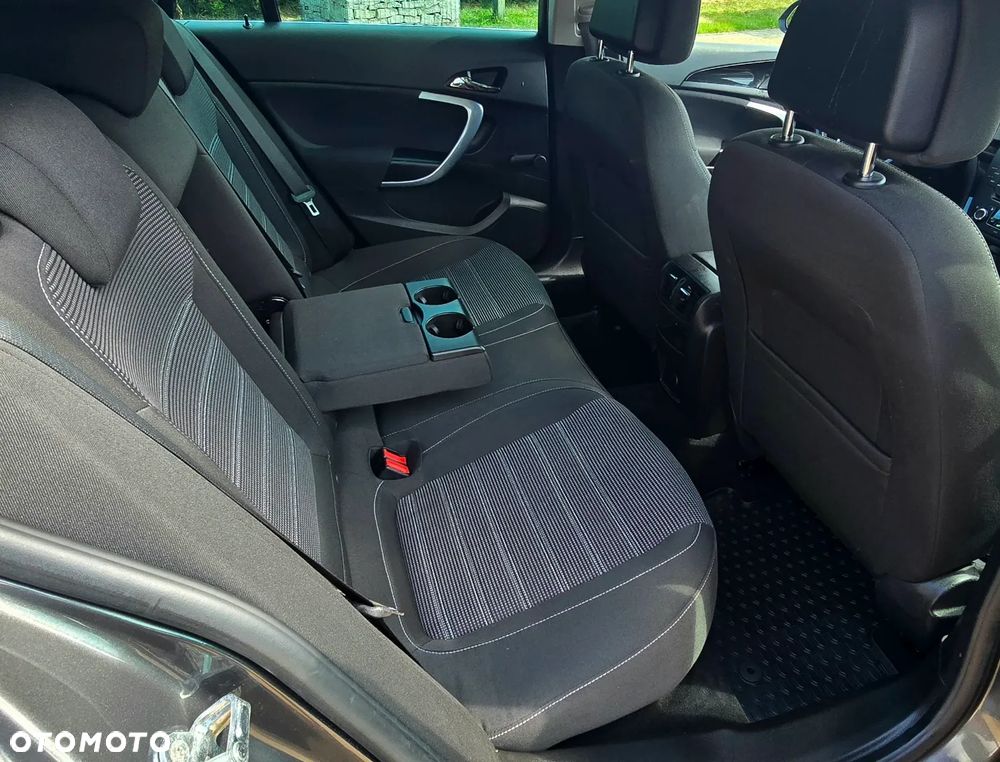 Opel Insignia - 26