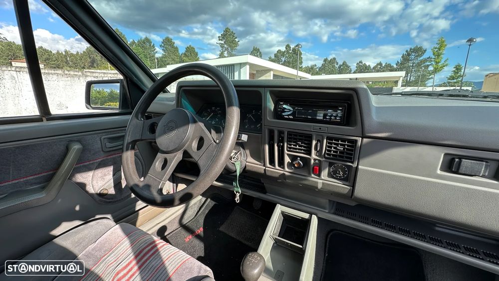 Opel Corsa 1.6 GSi - 17