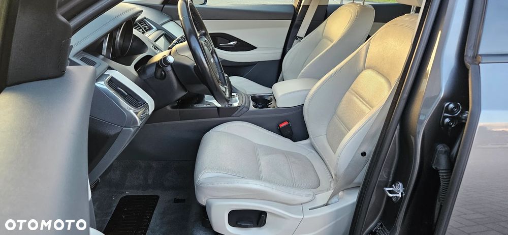 Jaguar E-Pace D150 AWD R-Dynamic HSE - 10